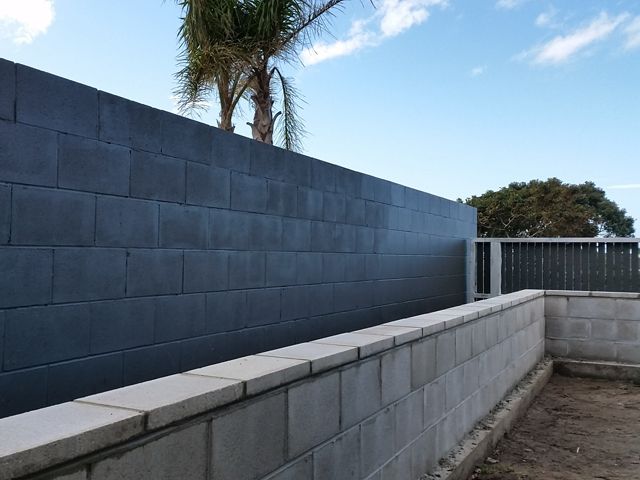 Block planters and fencing